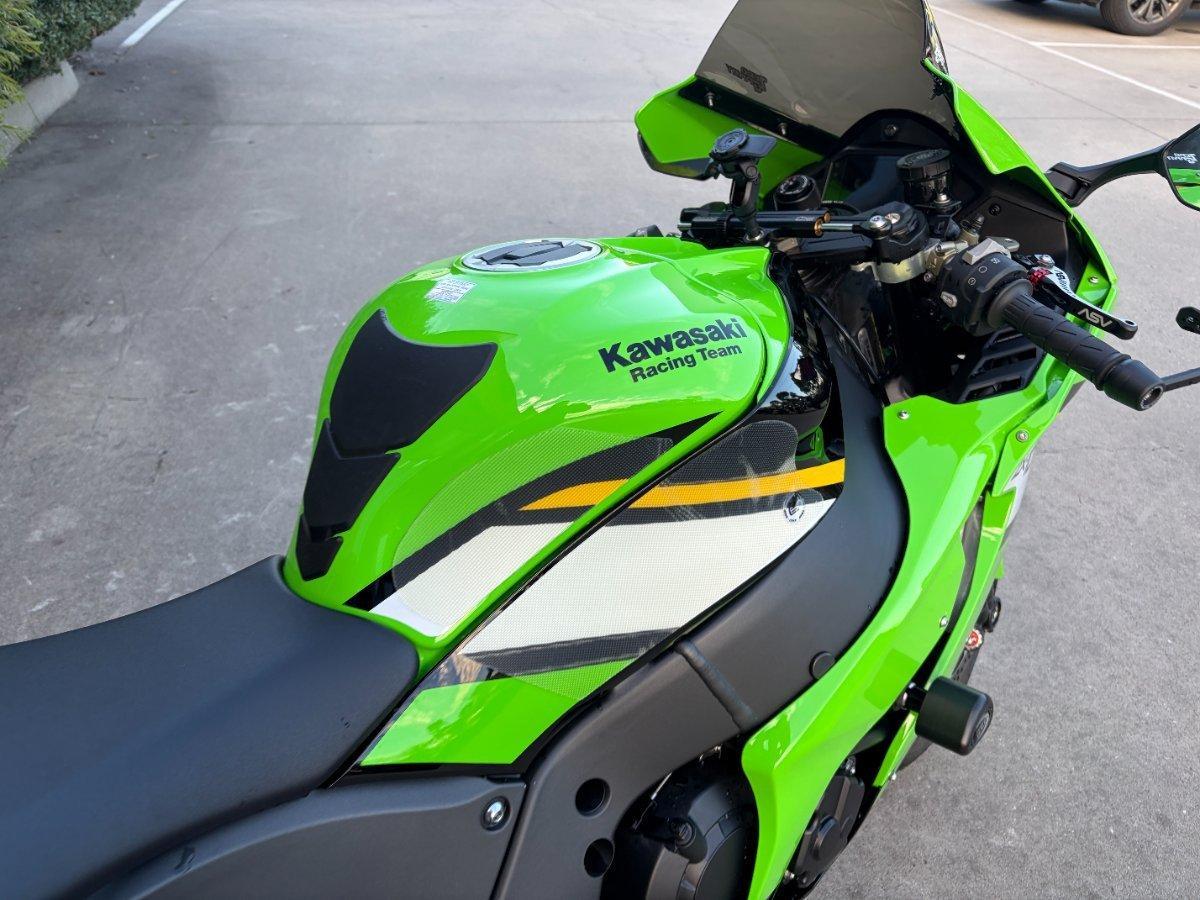 2025 KAWASAKI NINJA ZX-10R SPORTS
