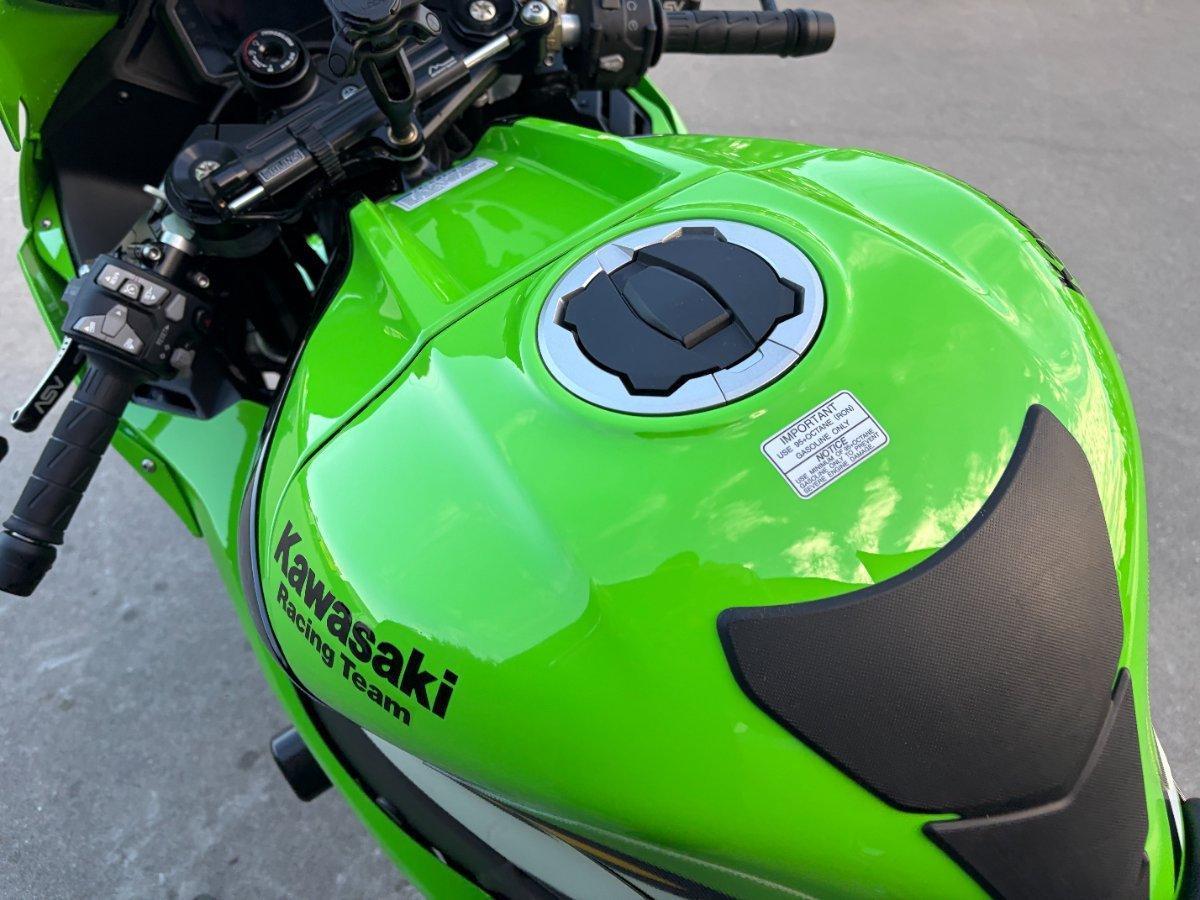 2025 KAWASAKI NINJA ZX-10R SPORTS
