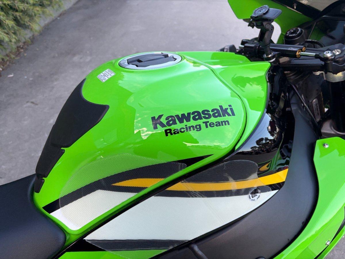 2025 KAWASAKI NINJA ZX-10R SPORTS