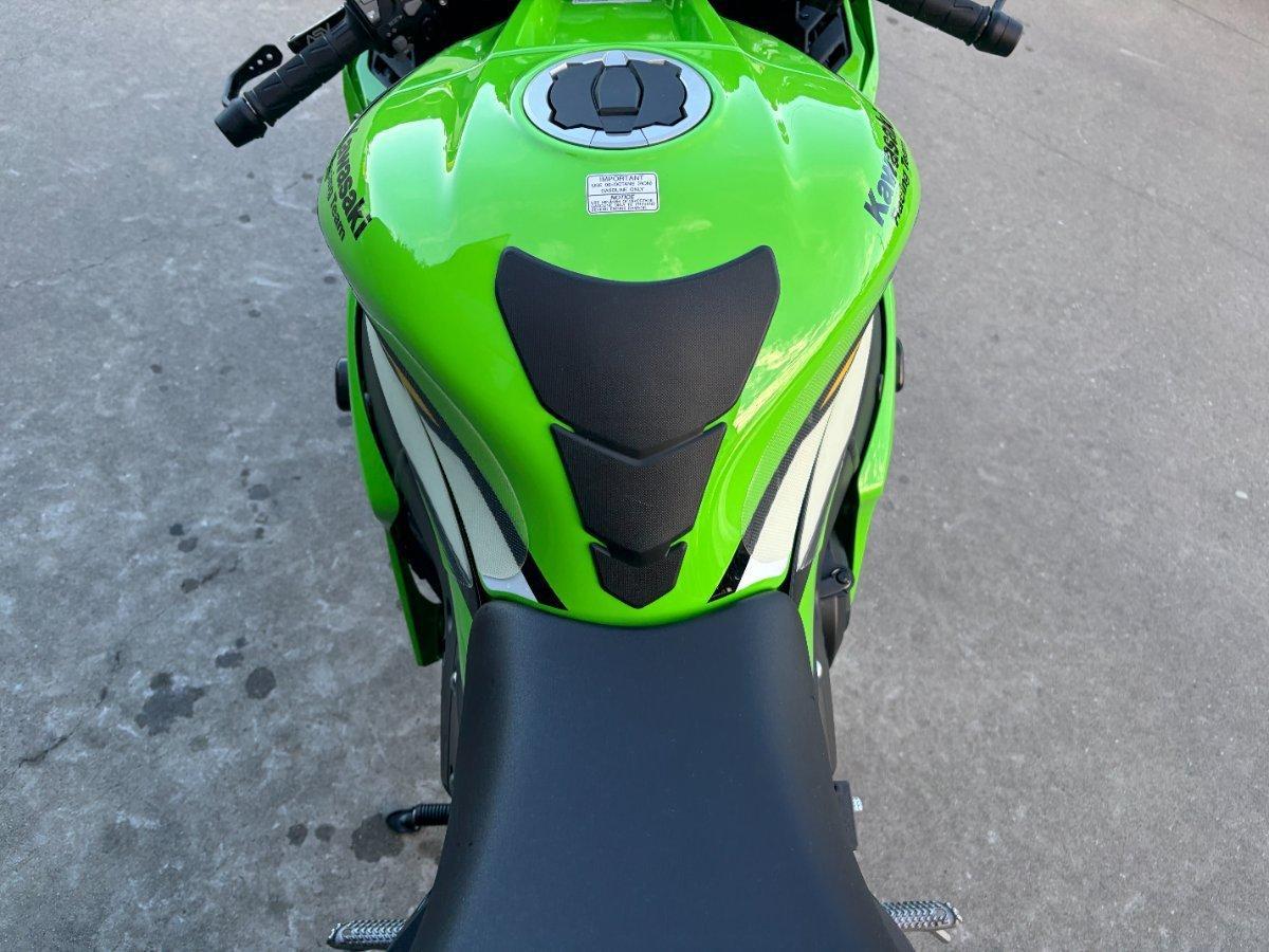 2025 KAWASAKI NINJA ZX-10R SPORTS