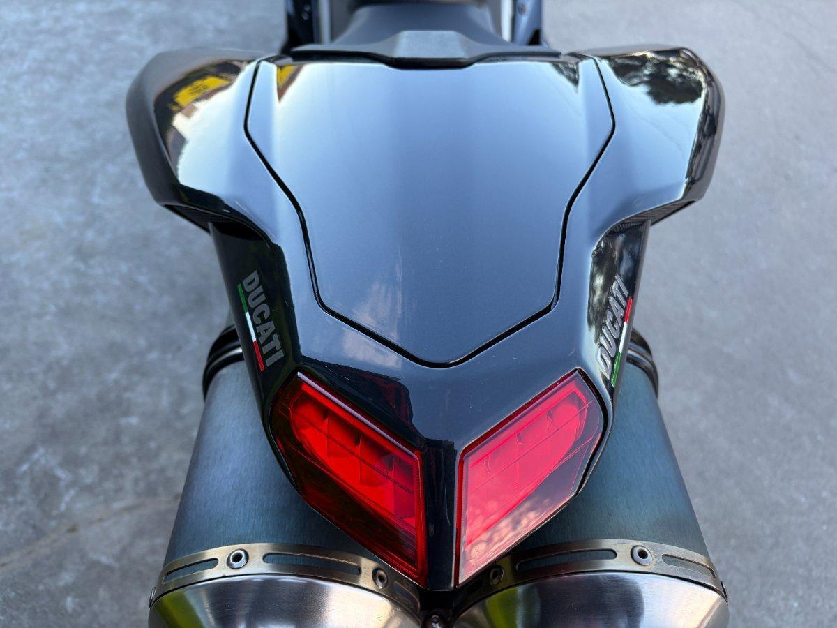 2009 DUCATI 1198 S SPORTS