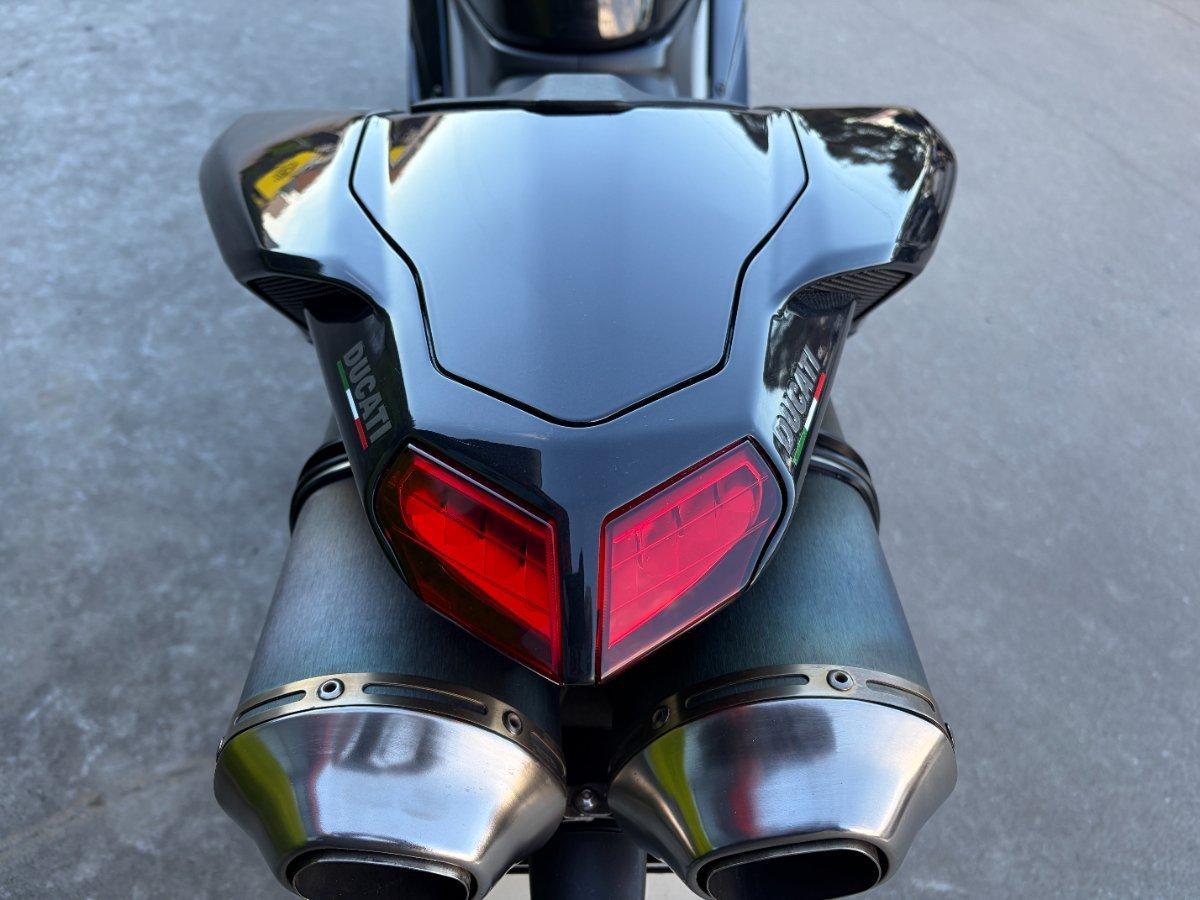 2009 DUCATI 1198 S SPORTS