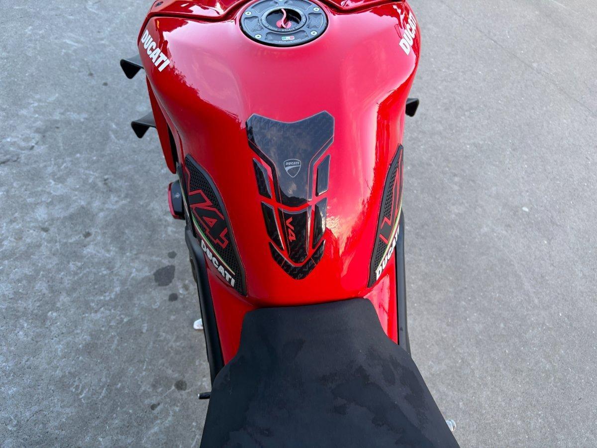 2020 DUCATI STREETFIGHTER V4 SPORTS