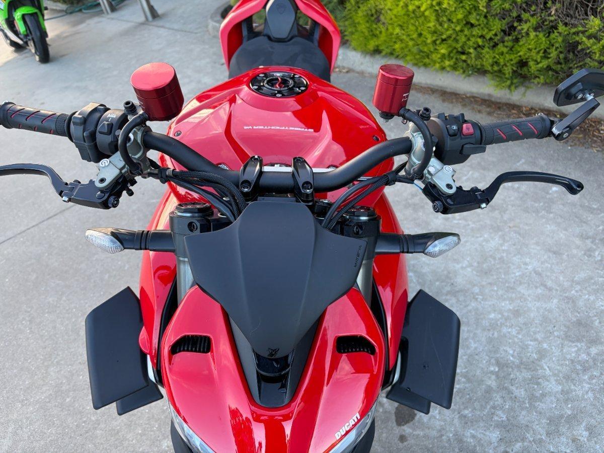 2020 DUCATI STREETFIGHTER V4 SPORTS