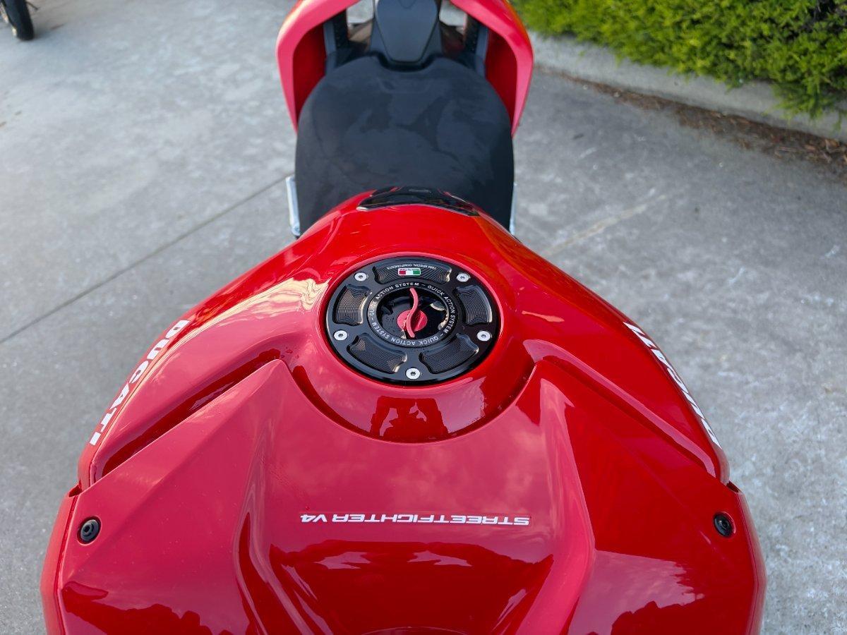 2020 DUCATI STREETFIGHTER V4 SPORTS