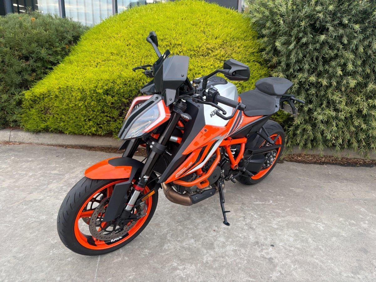 2023 KTM 1290 SUPER DUKE R SPORTS