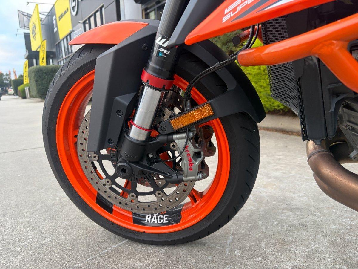 2023 KTM 1290 SUPER DUKE R SPORTS