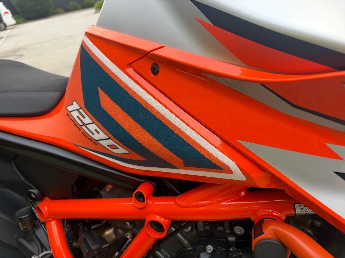 2023 KTM 1290 SUPER DUKE R SPORTS