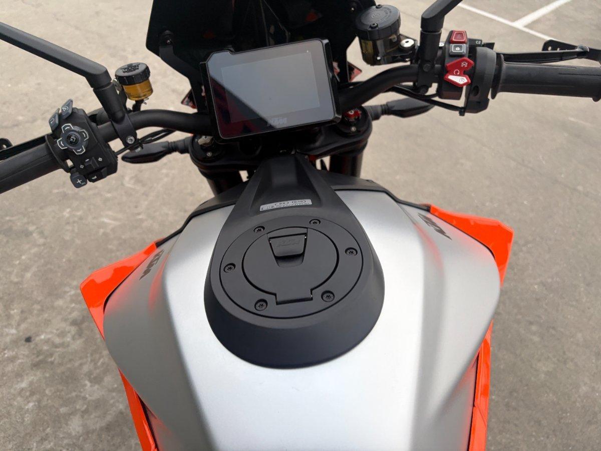 2023 KTM 1290 SUPER DUKE R SPORTS