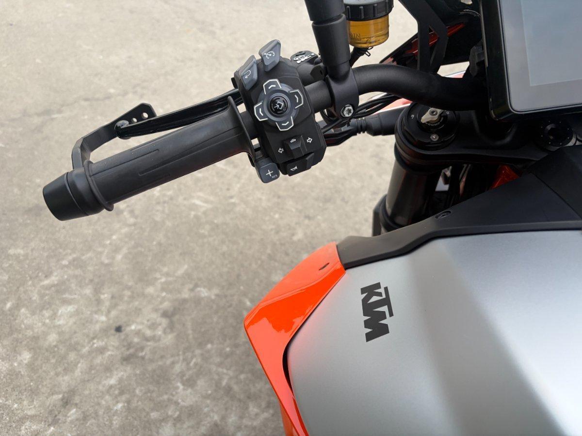 2023 KTM 1290 SUPER DUKE R SPORTS
