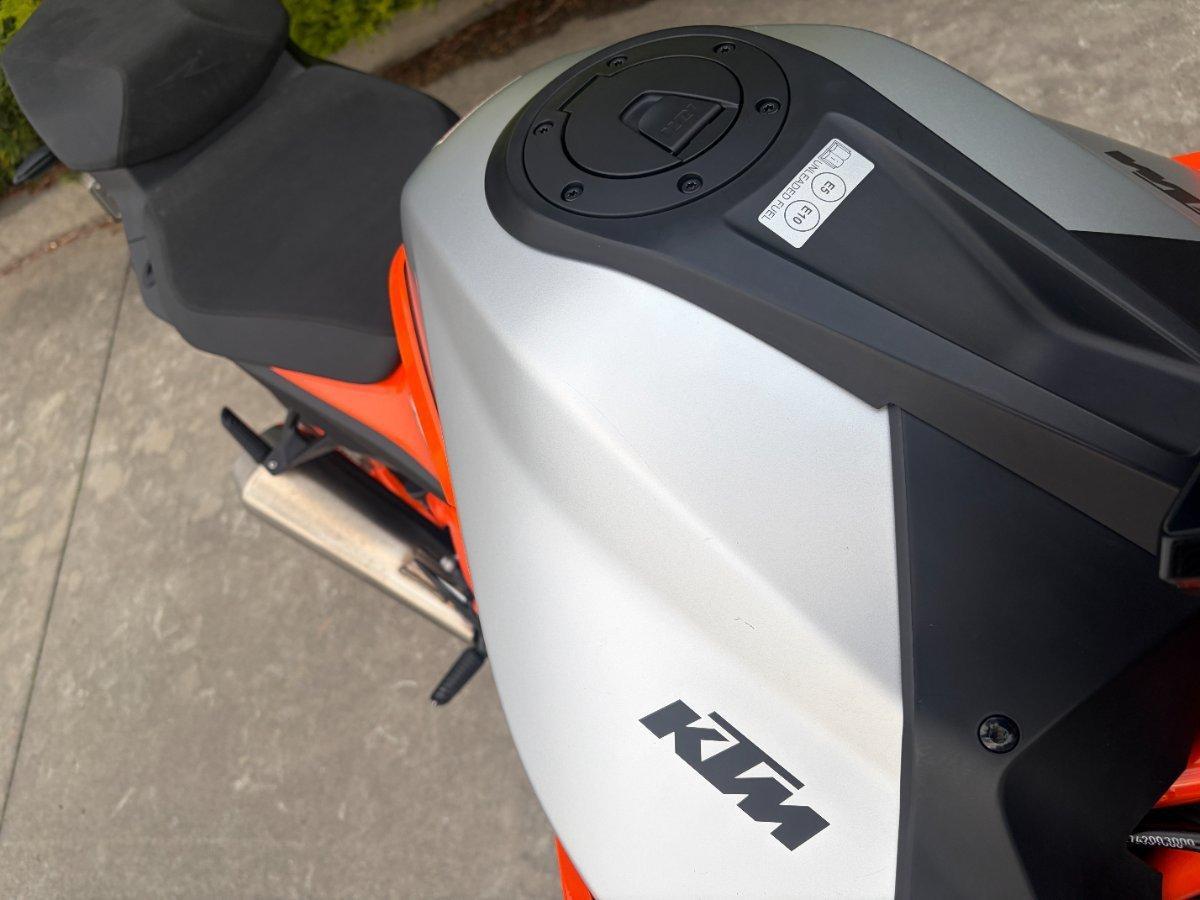 2023 KTM 1290 SUPER DUKE R SPORTS
