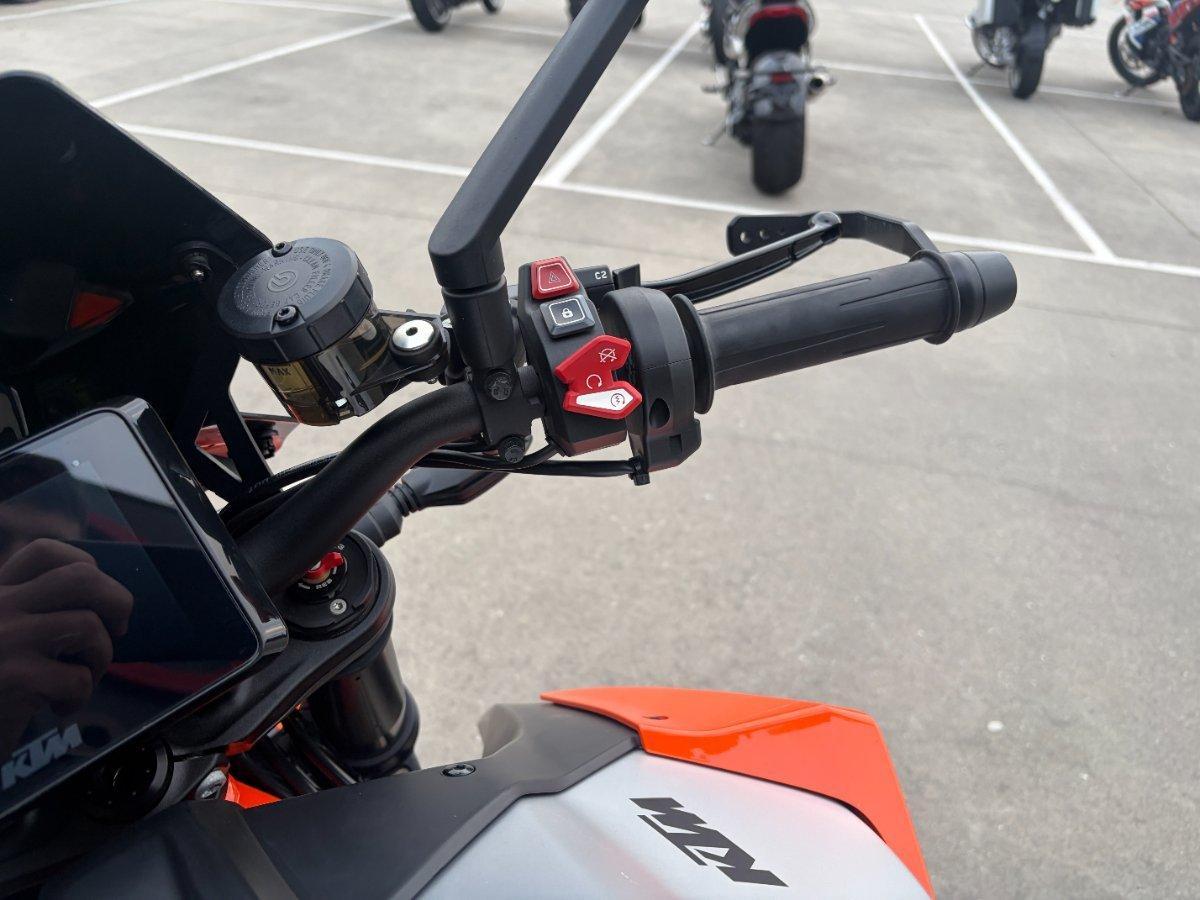 2023 KTM 1290 SUPER DUKE R SPORTS