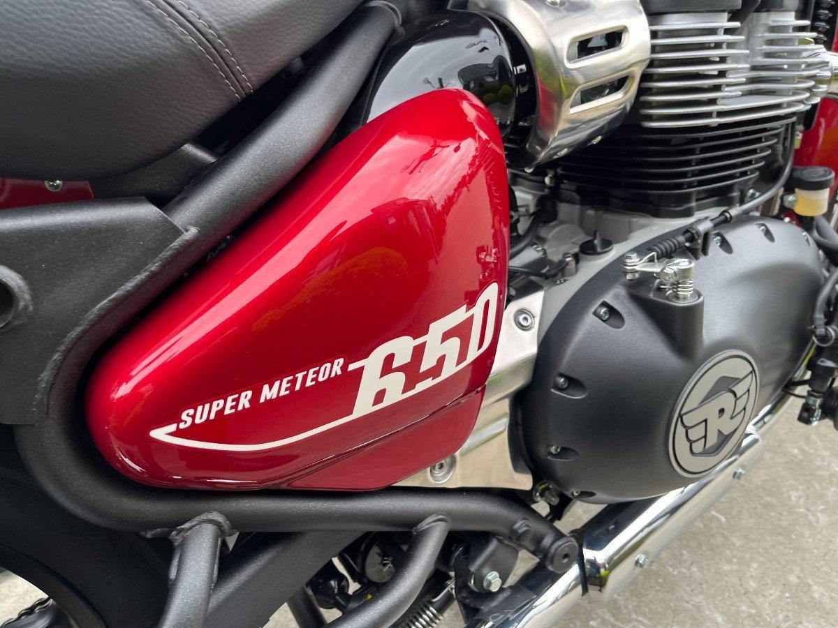 2026 ROYAL ENFIELD SUPER METEOR 650 ROAD