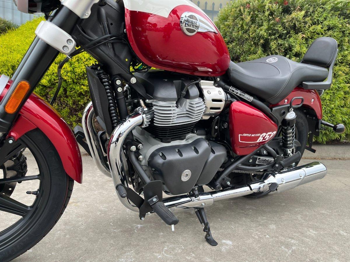 2026 ROYAL ENFIELD SUPER METEOR 650 ROAD