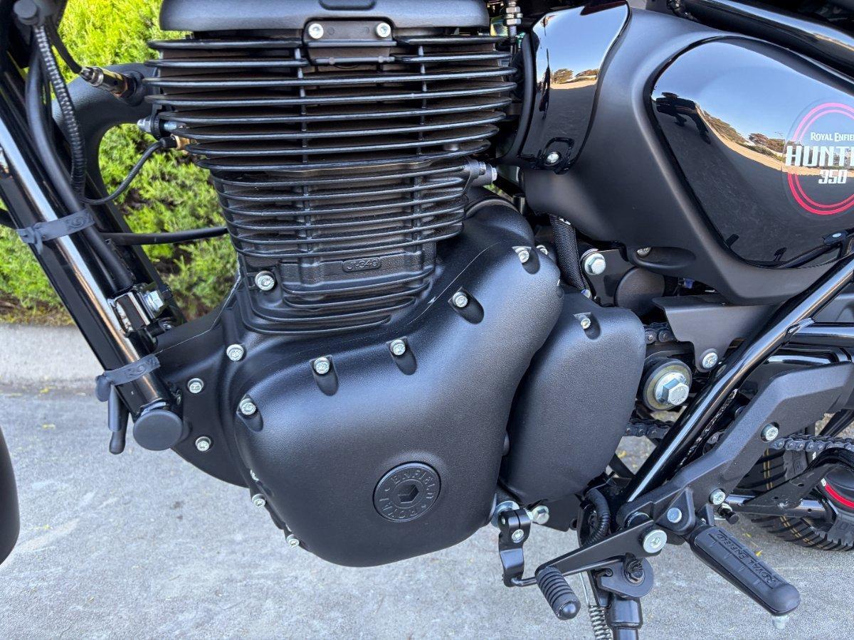 2025 ROYAL ENFIELD HUNTER 350 ROAD