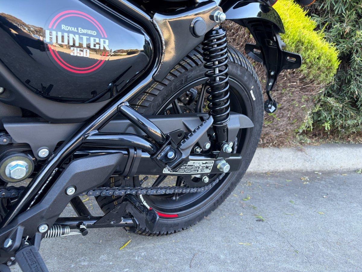 2025 ROYAL ENFIELD HUNTER 350 ROAD