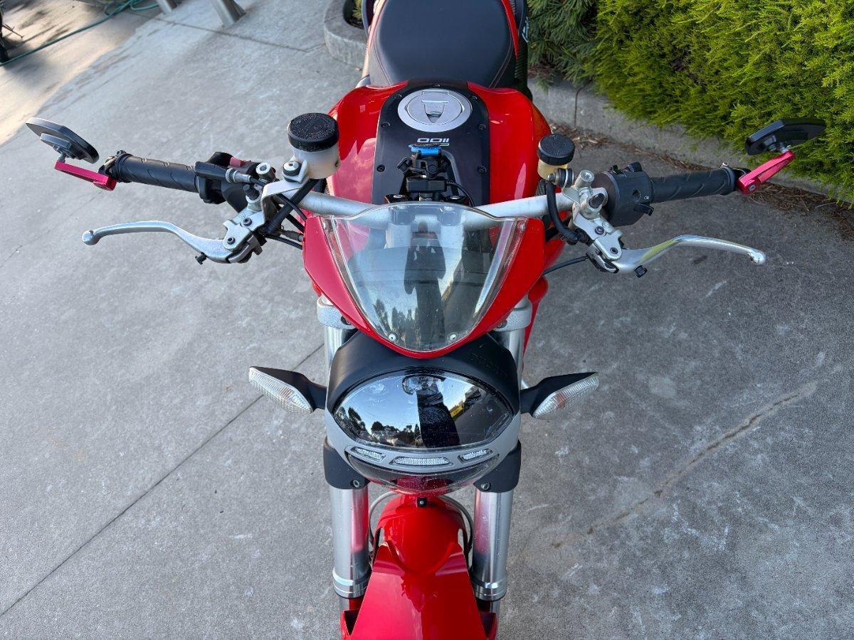 2009 DUCATI MONSTER 1100 ROAD