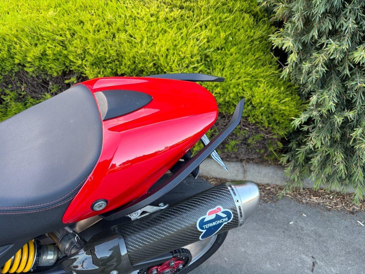 2009 DUCATI MONSTER 1100 ROAD