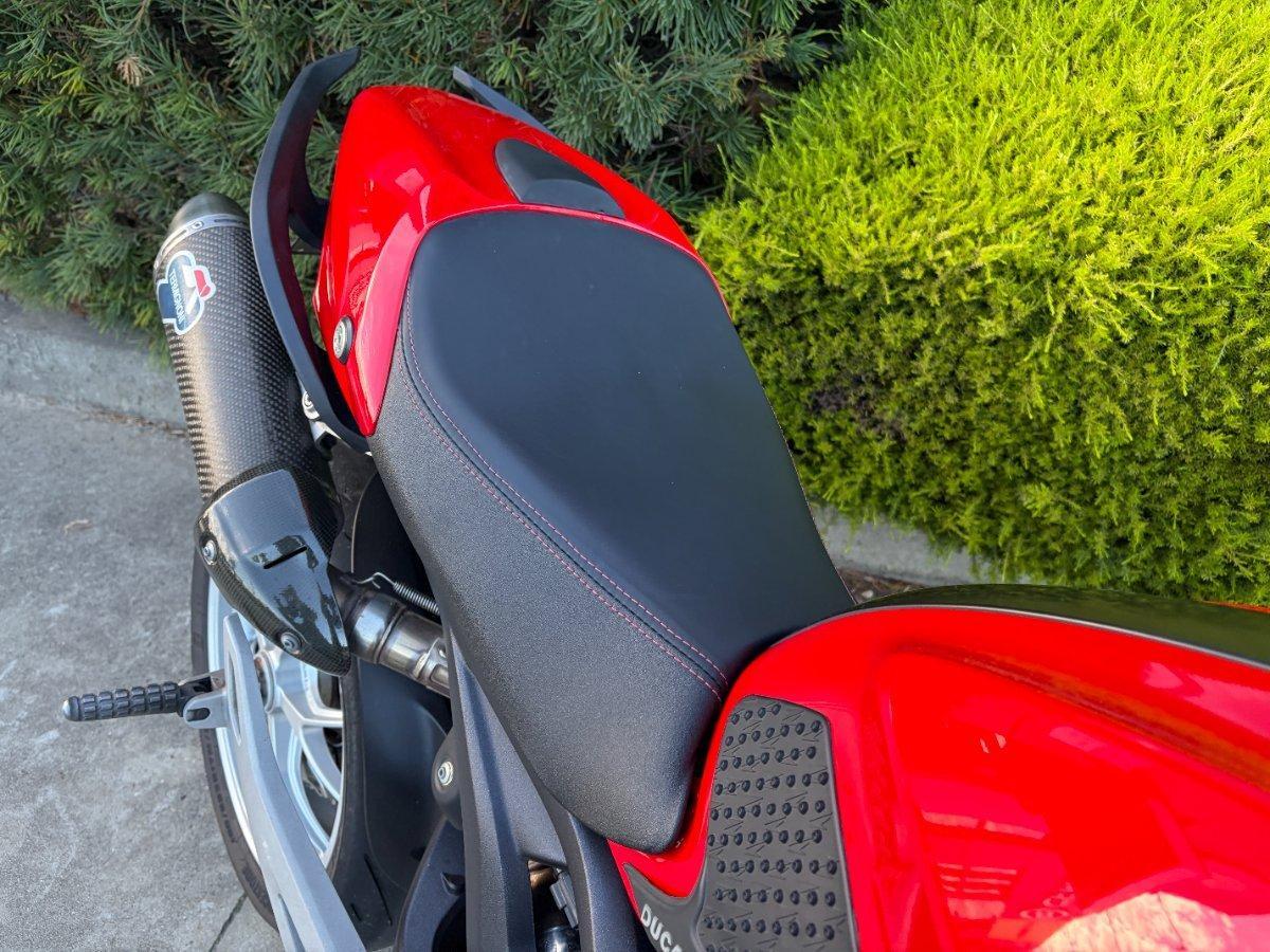 2009 DUCATI MONSTER 1100 ROAD