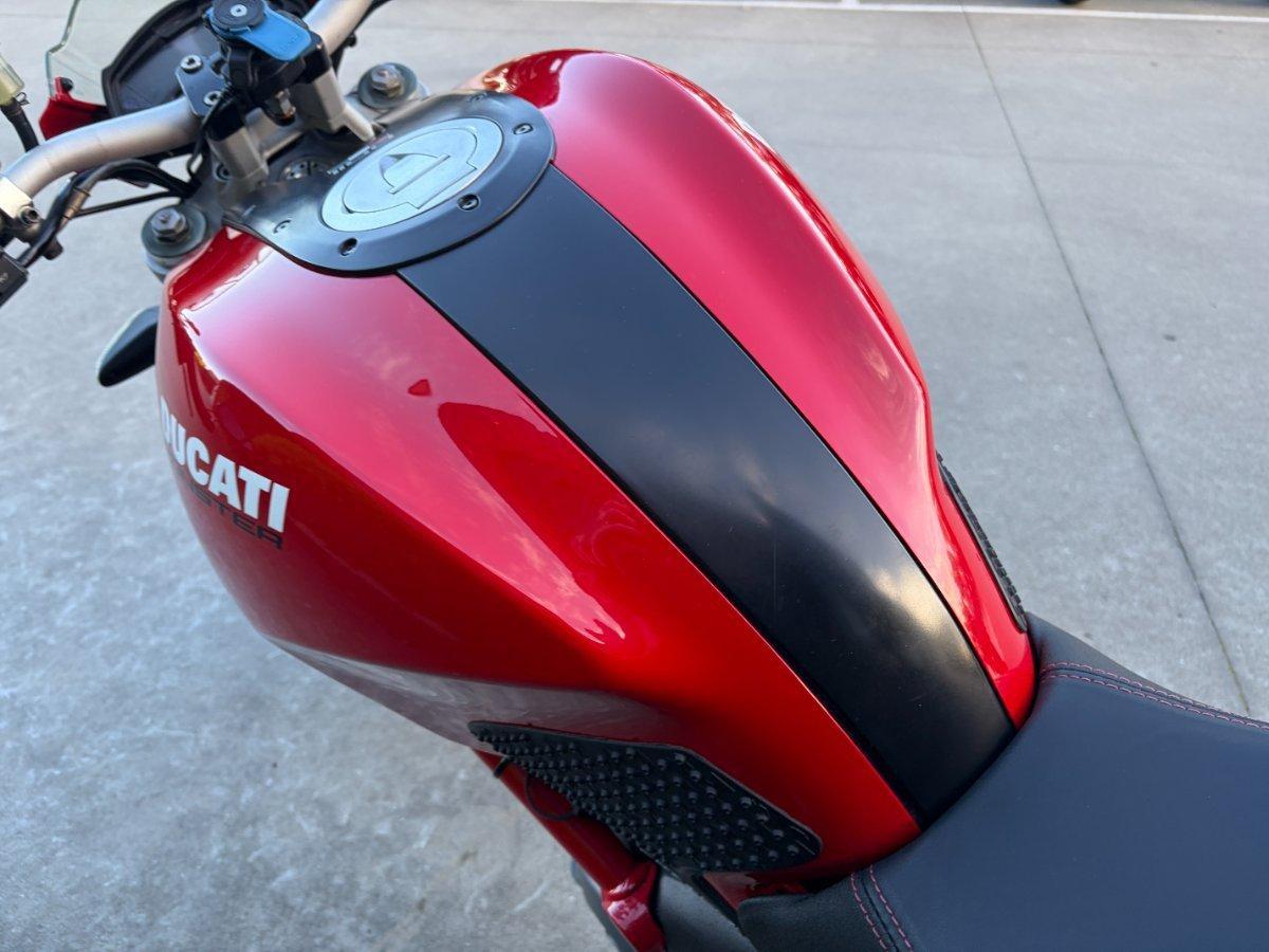 2009 DUCATI MONSTER 1100 ROAD