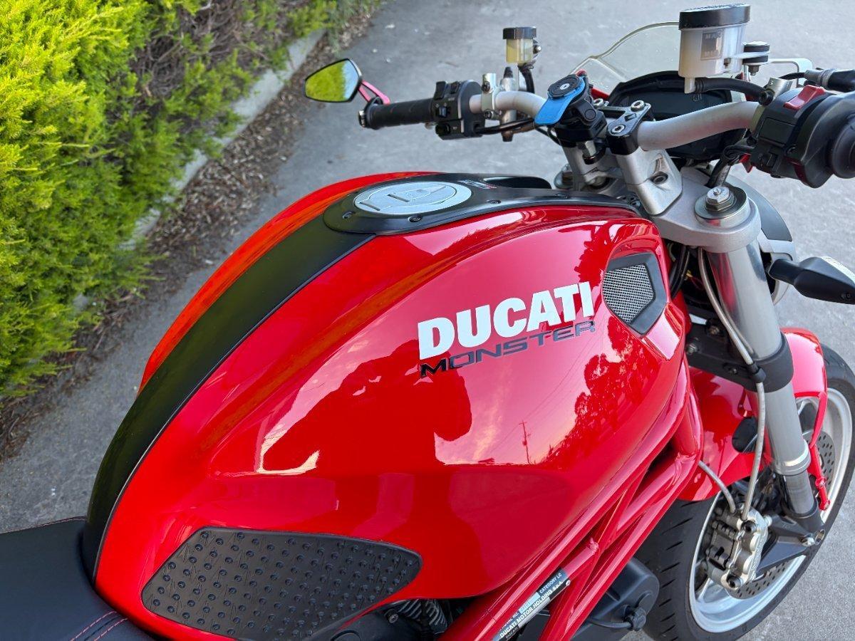 2009 DUCATI MONSTER 1100 ROAD