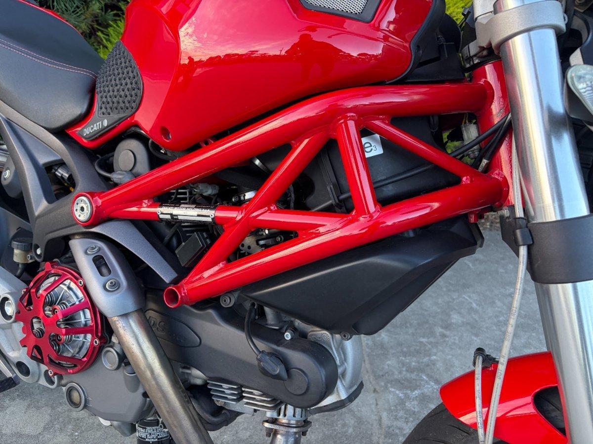 2009 DUCATI MONSTER 1100 ROAD