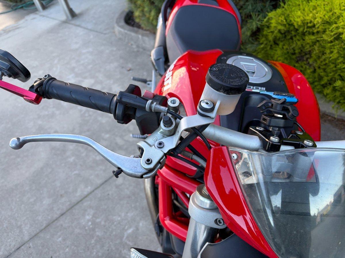 2009 DUCATI MONSTER 1100 ROAD