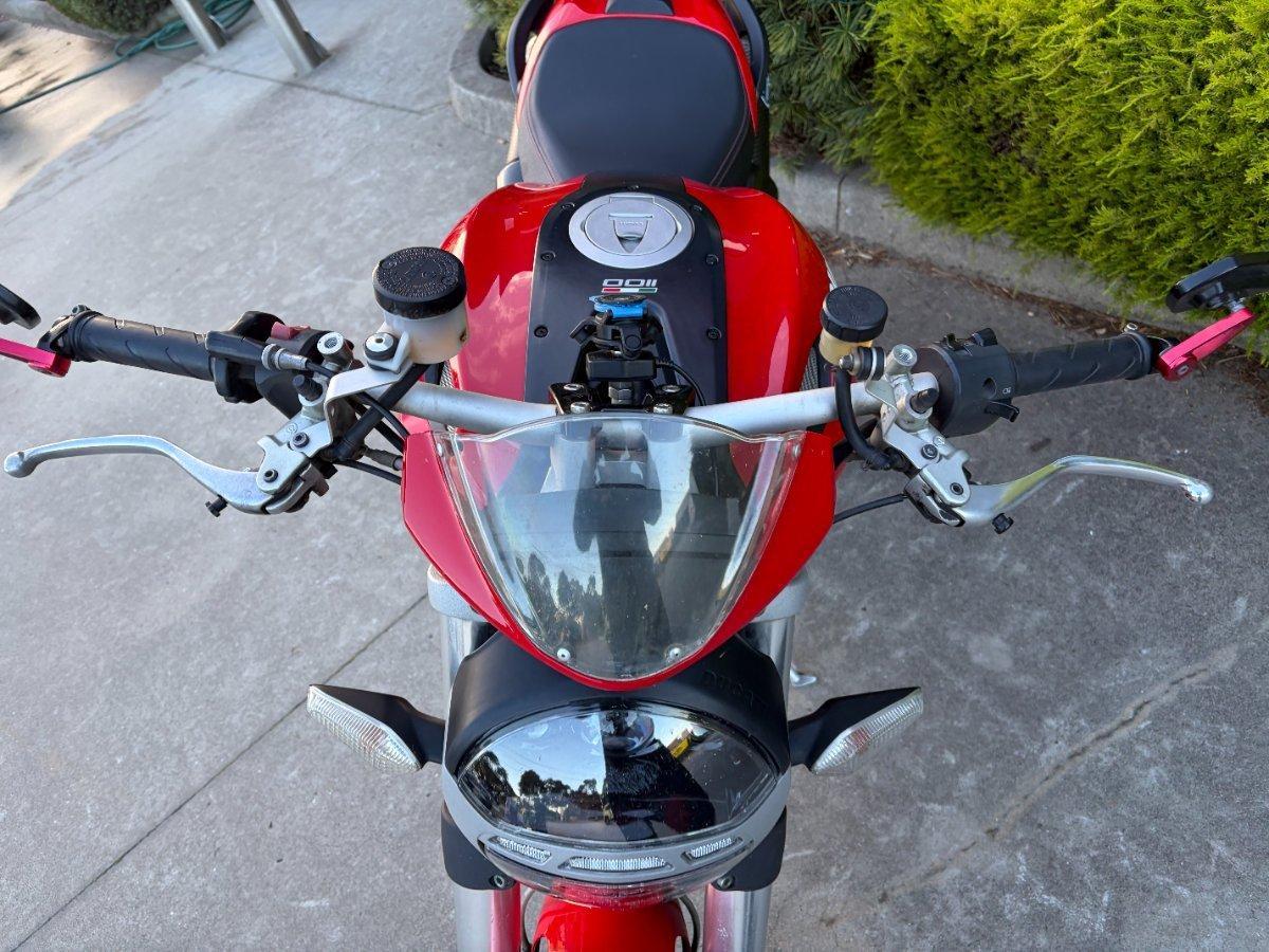 2009 DUCATI MONSTER 1100 ROAD