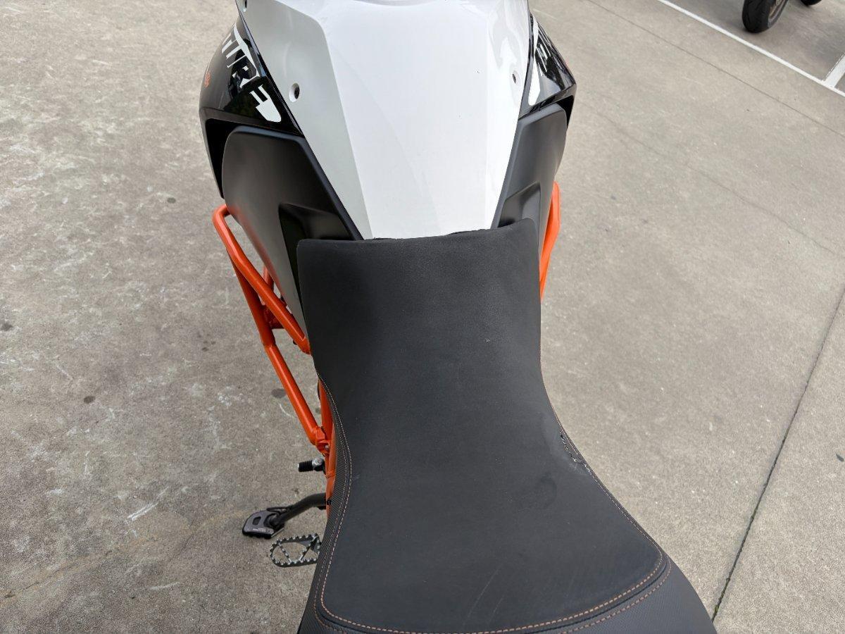 2013 KTM 1190 ADVENTURE R DUAL SPORTS