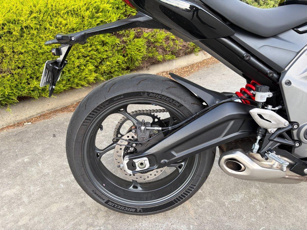2025 TRIUMPH DAYTONA 660 (LAMS) ROAD