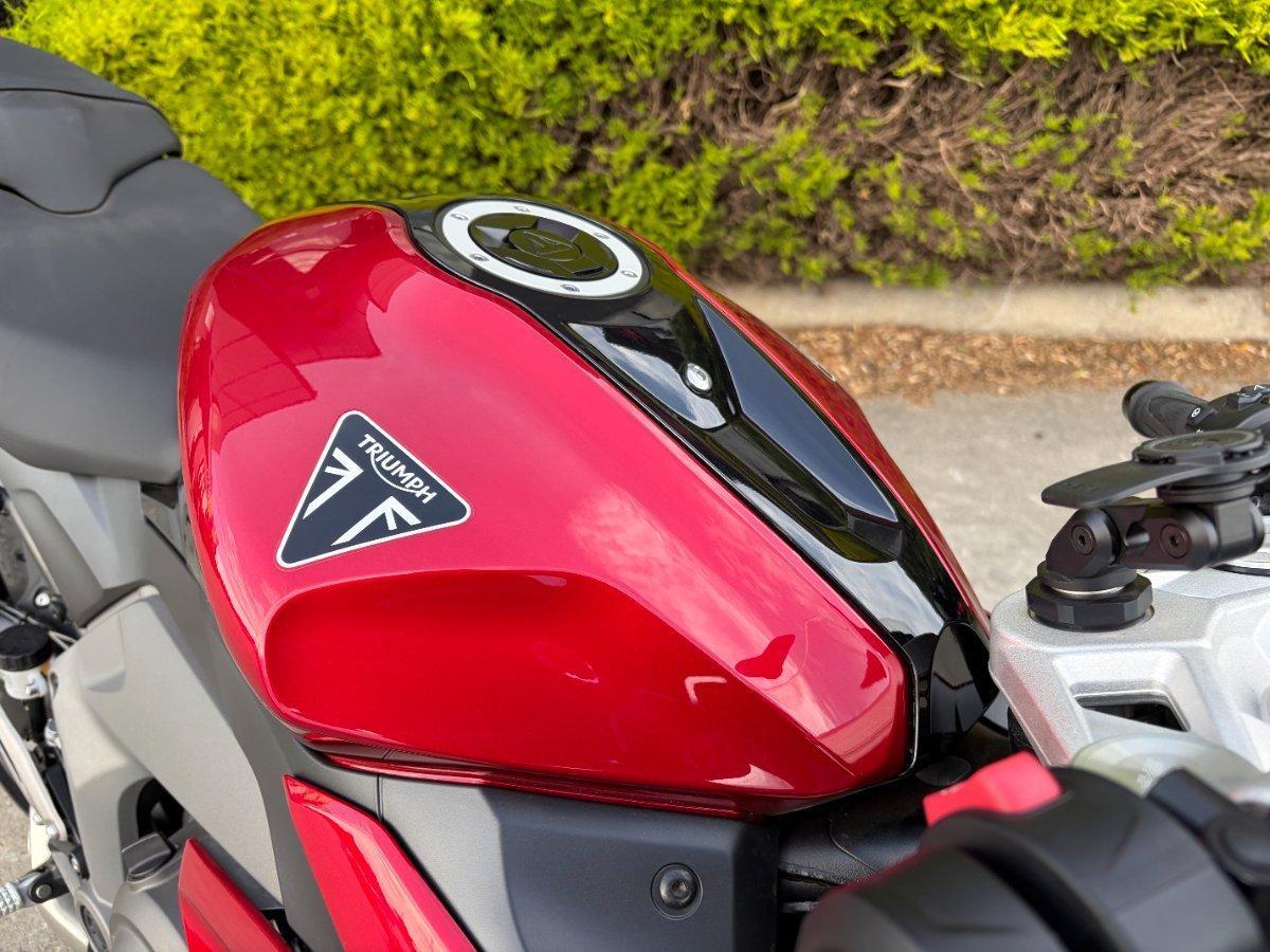 2025 TRIUMPH DAYTONA 660 (LAMS) ROAD