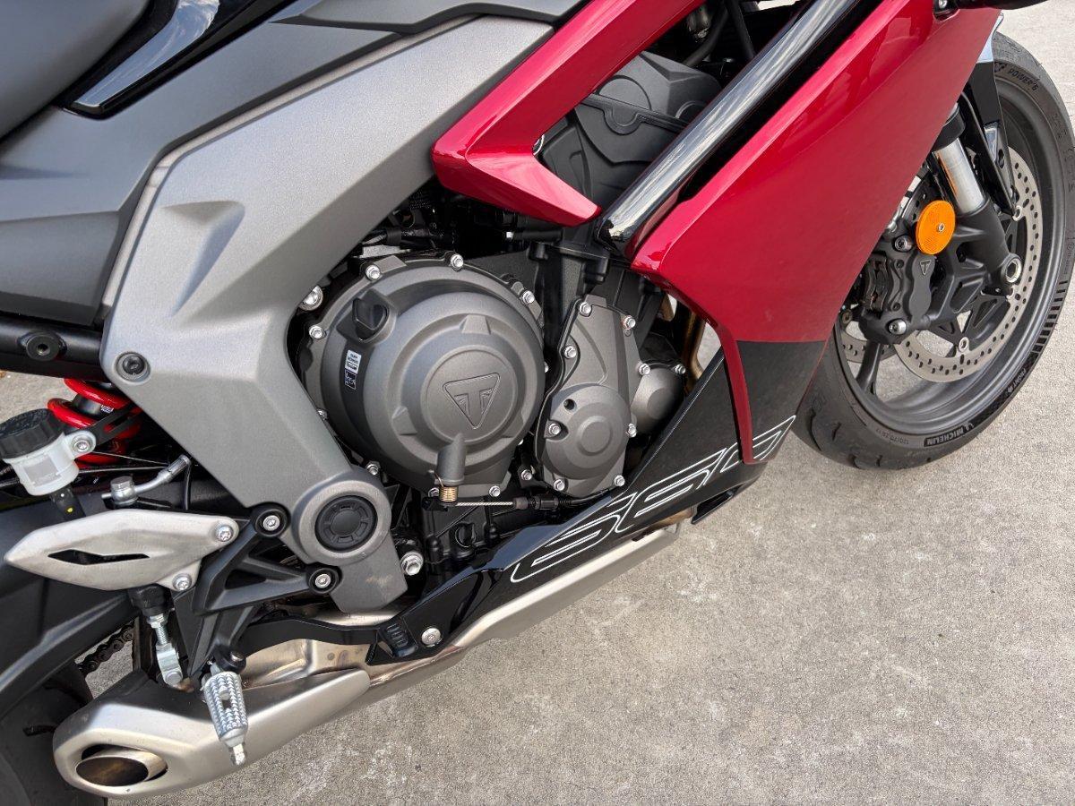 2025 TRIUMPH DAYTONA 660 (LAMS) ROAD