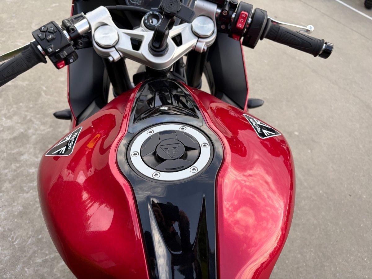 2025 TRIUMPH DAYTONA 660 (LAMS) ROAD