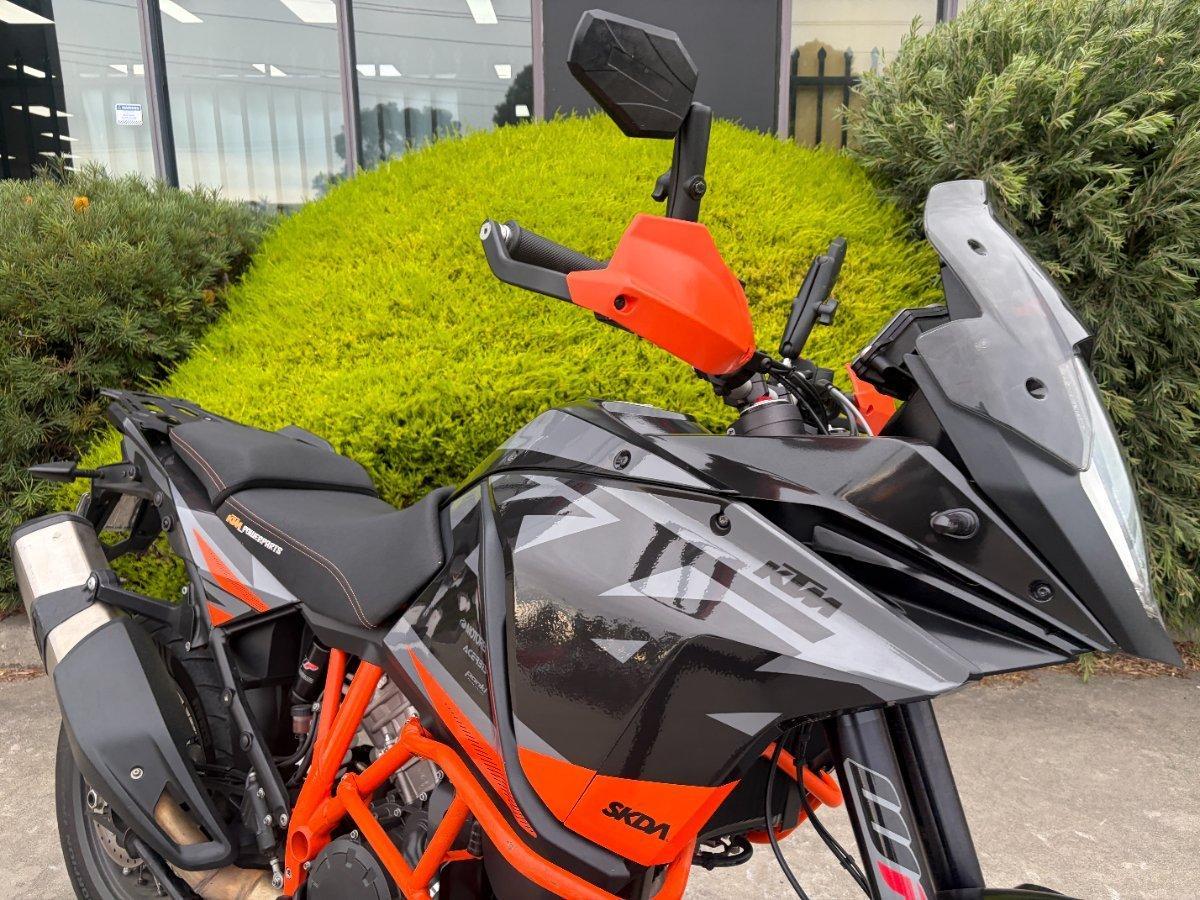2018 KTM 1090 ADVENTURE R DUAL SPORTS