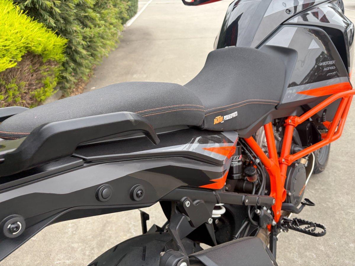 2018 KTM 1090 ADVENTURE R DUAL SPORTS