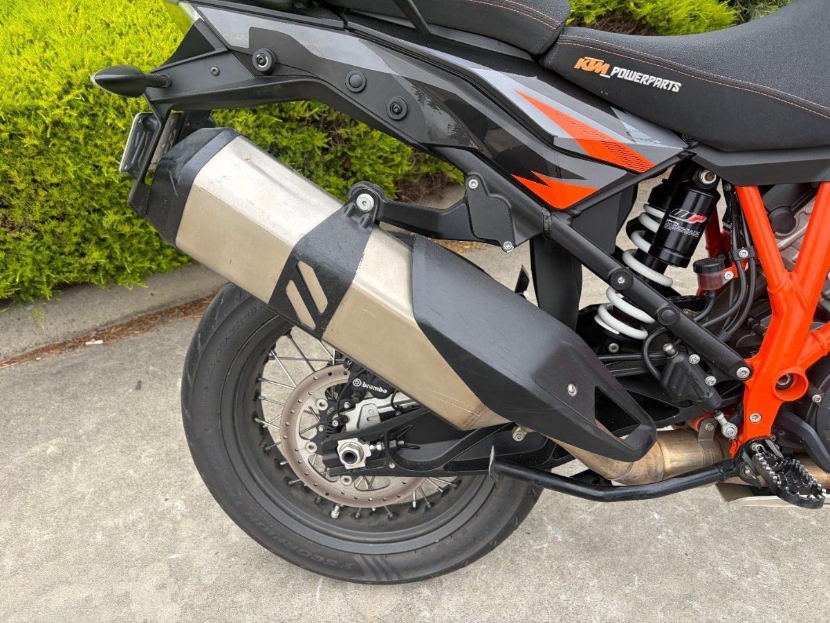 2018 KTM 1090 ADVENTURE R DUAL SPORTS