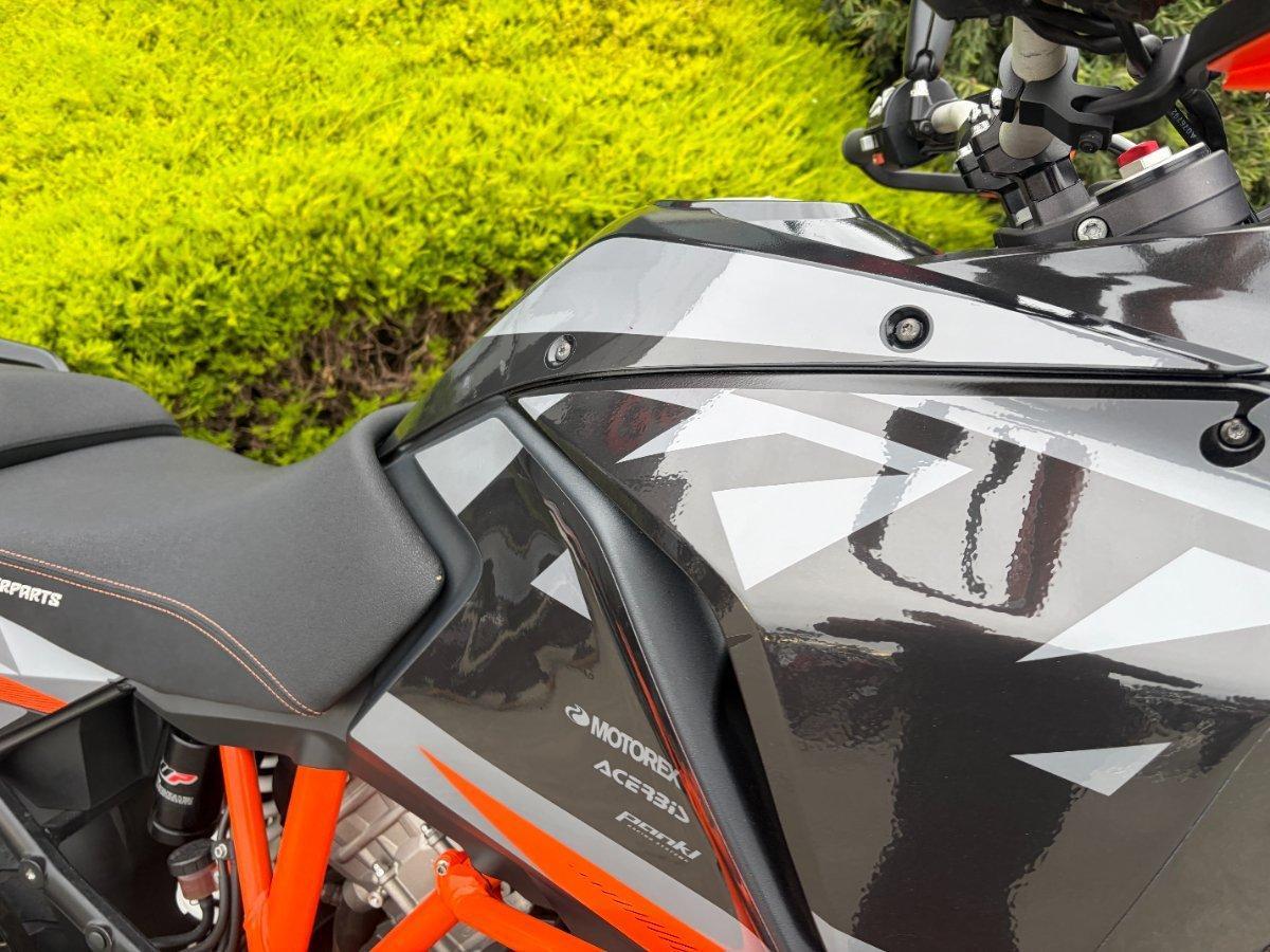 2018 KTM 1090 ADVENTURE R DUAL SPORTS