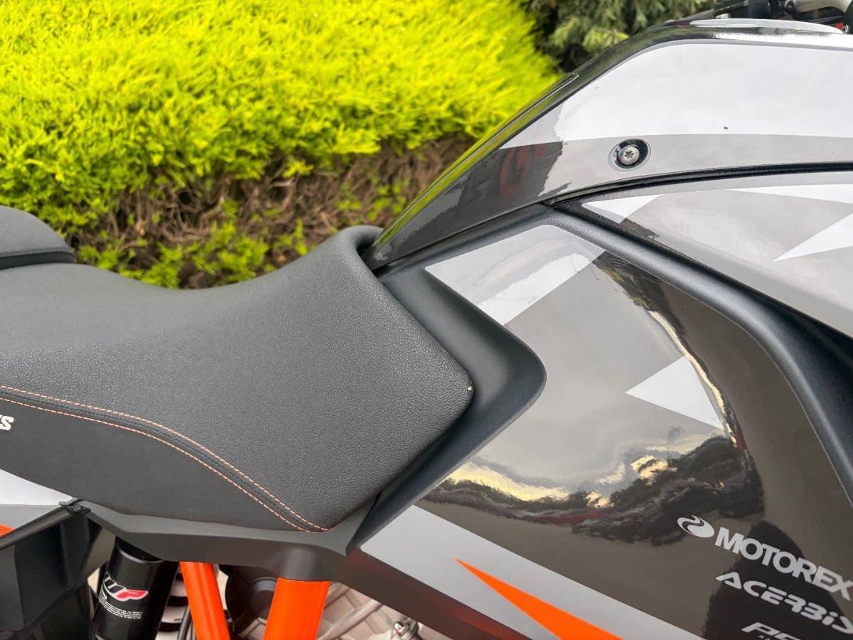 2018 KTM 1090 ADVENTURE R DUAL SPORTS
