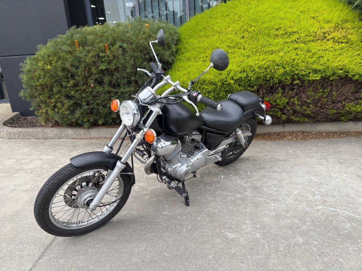 1989 YAMAHA XV250 (VIRAGO VX250S, VX250R) CRUISER
