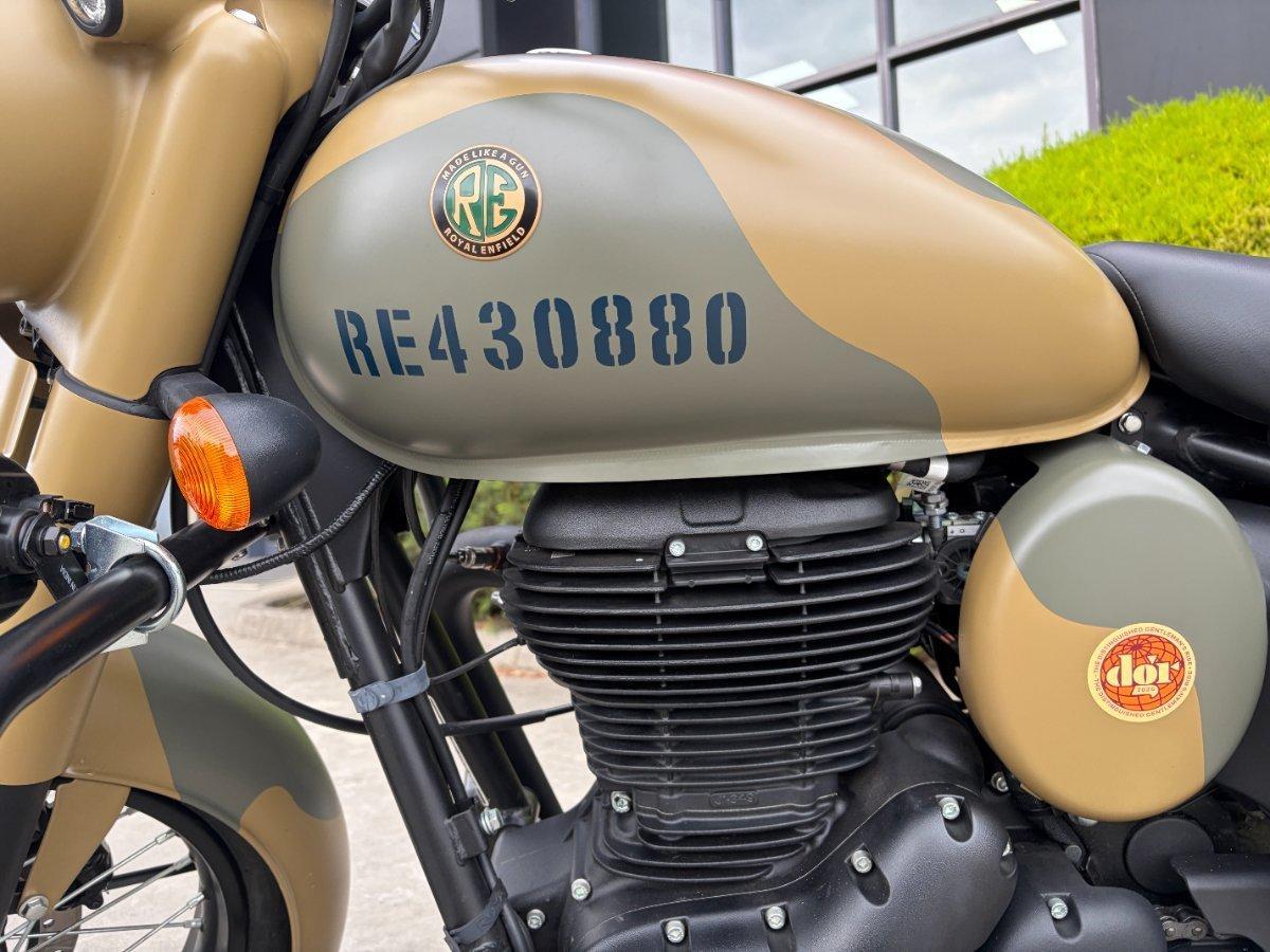 2025 ROYAL ENFIELD CLASSIC 350 SIGNALS ROAD