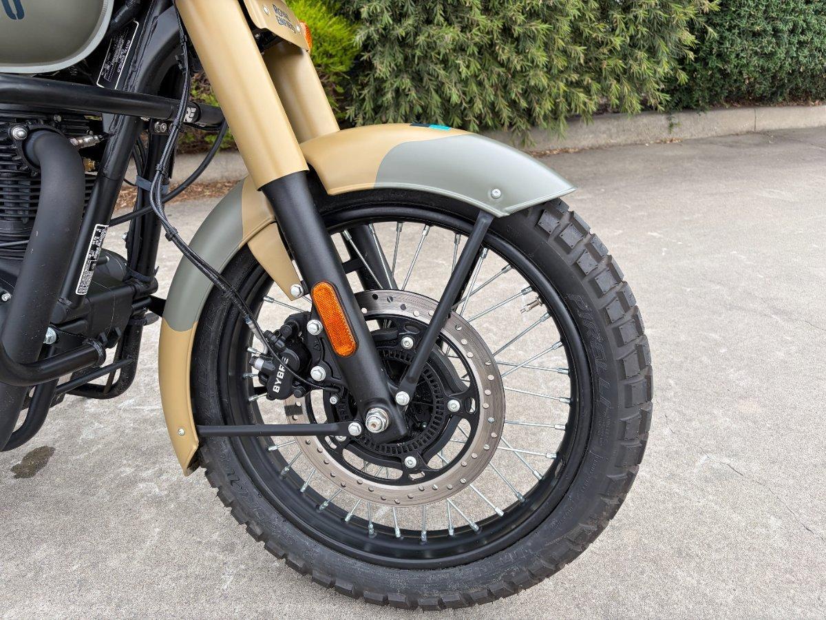 2025 ROYAL ENFIELD CLASSIC 350 SIGNALS ROAD