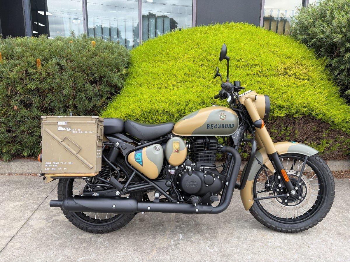 2025 ROYAL ENFIELD CLASSIC 350 SIGNALS ROAD