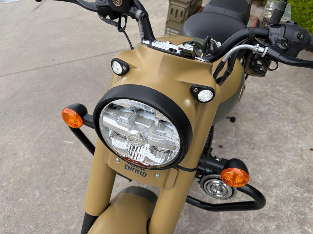 2025 ROYAL ENFIELD CLASSIC 350 SIGNALS ROAD