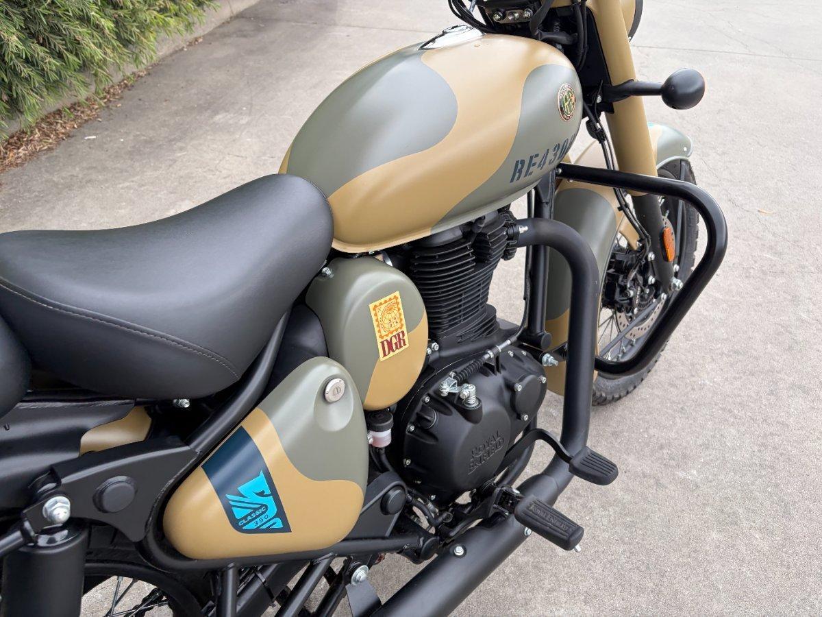 2025 ROYAL ENFIELD CLASSIC 350 SIGNALS ROAD