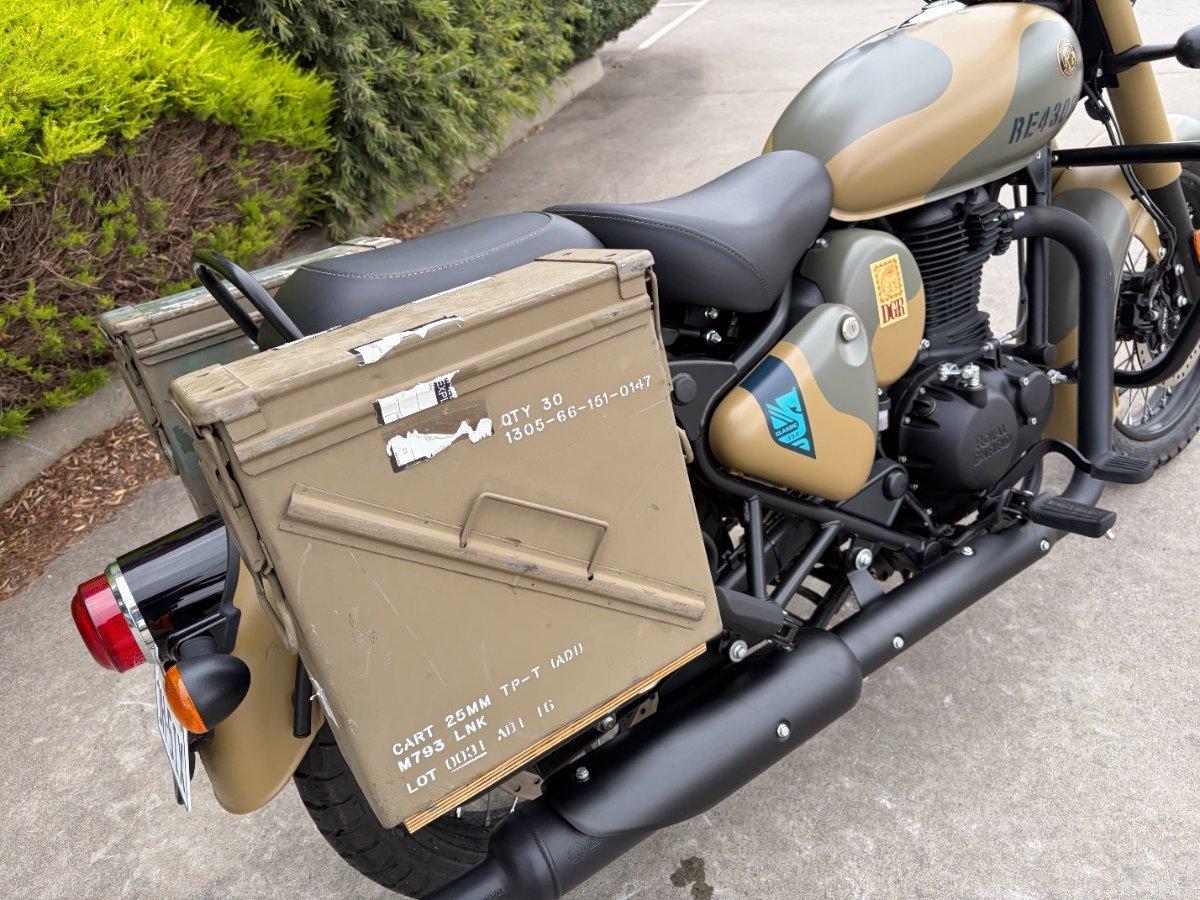 2025 ROYAL ENFIELD CLASSIC 350 SIGNALS ROAD