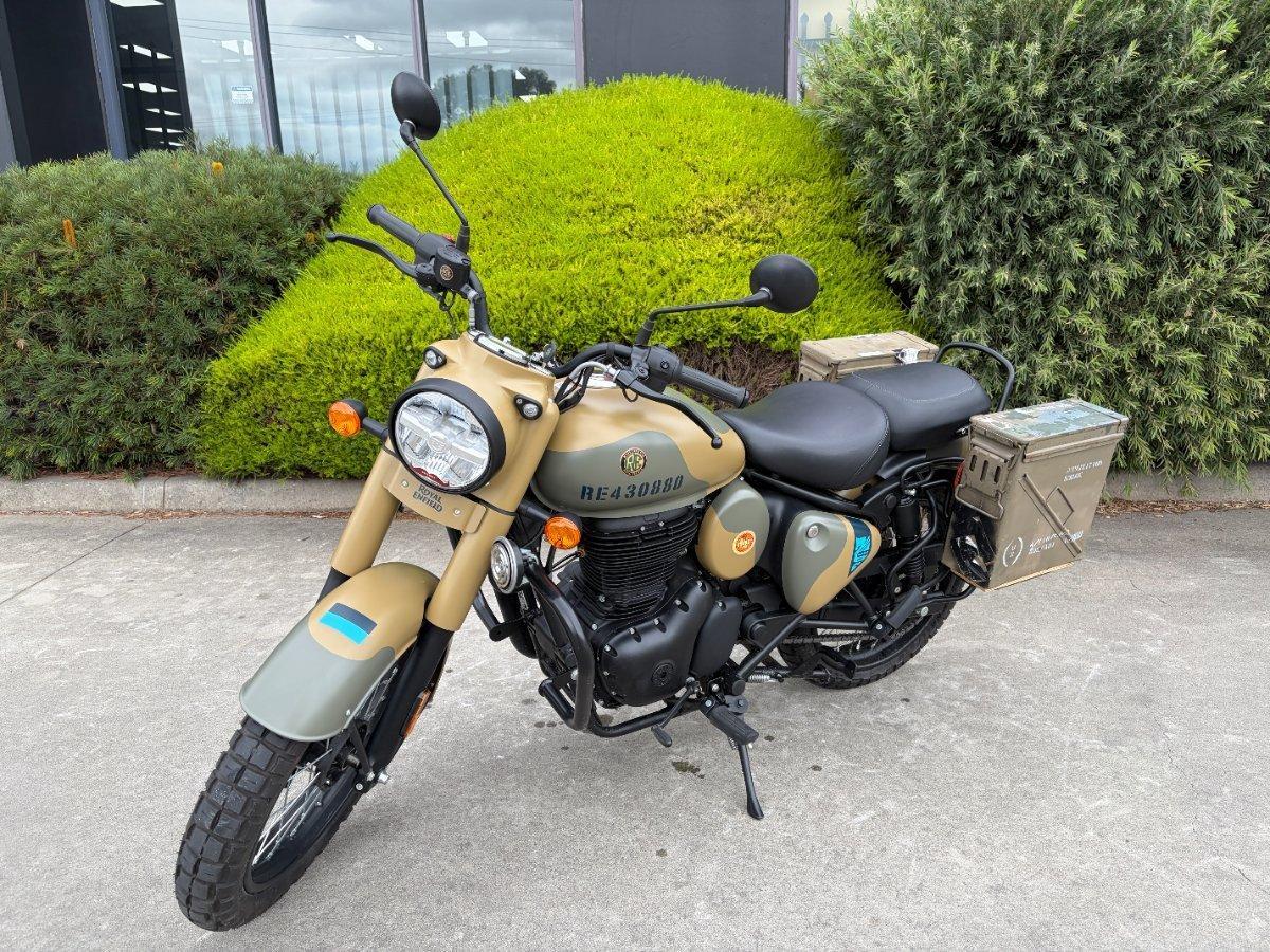 2025 ROYAL ENFIELD CLASSIC 350 SIGNALS ROAD