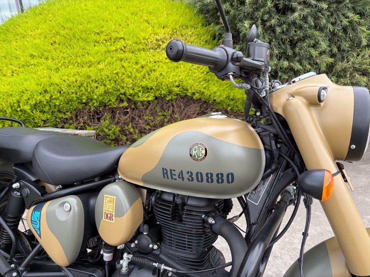 2025 ROYAL ENFIELD CLASSIC 350 SIGNALS ROAD