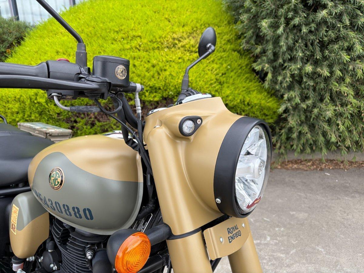 2025 ROYAL ENFIELD CLASSIC 350 SIGNALS ROAD