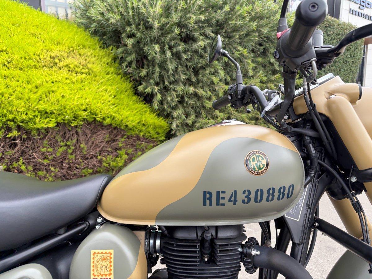 2025 ROYAL ENFIELD CLASSIC 350 SIGNALS ROAD