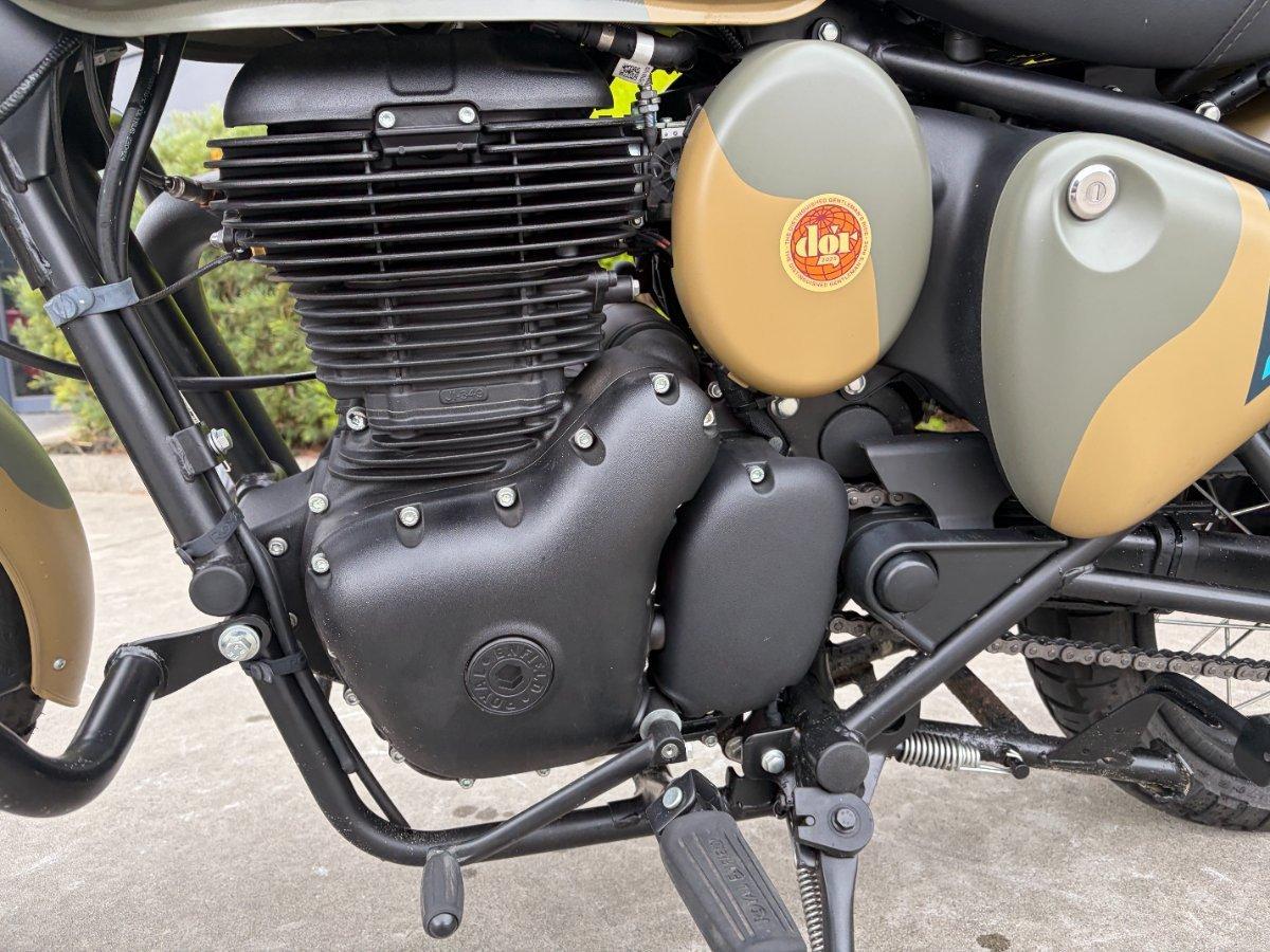 2025 ROYAL ENFIELD CLASSIC 350 SIGNALS ROAD